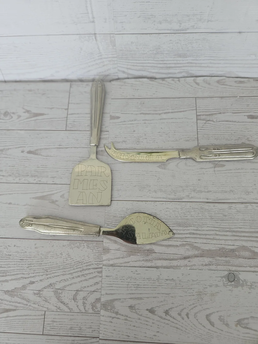 Anthropologie Savoie Cheese Knives Set of 3 – Hand-Stamped Brass, Vintage Style